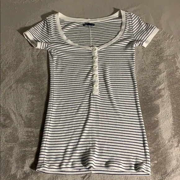Buttoned Striped tee - Picture 1 of 3